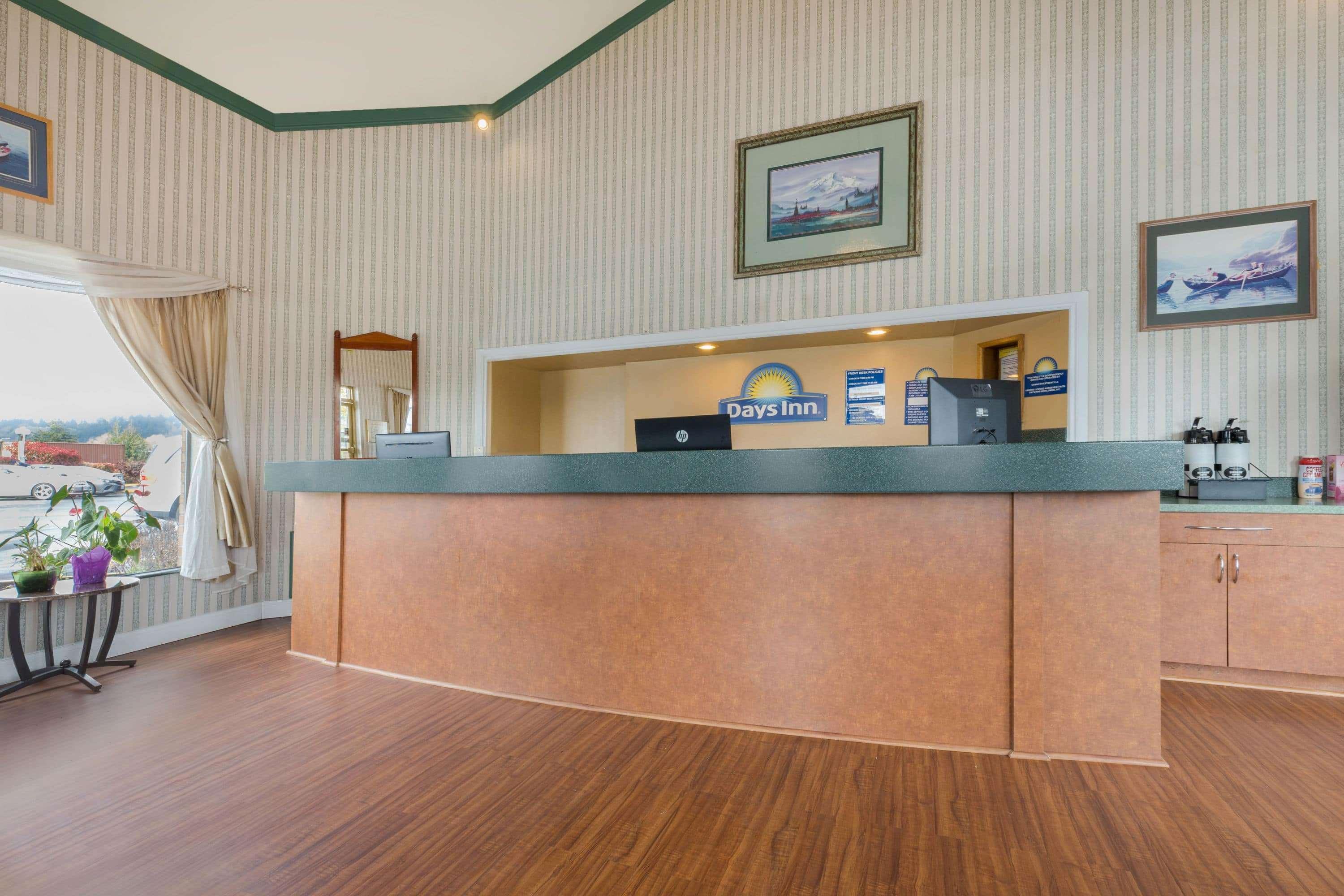 Days Inn By Wyndham Auburn Kültér fotó